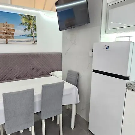 A45 Viviendaturisticavalencia Mundo Apartment